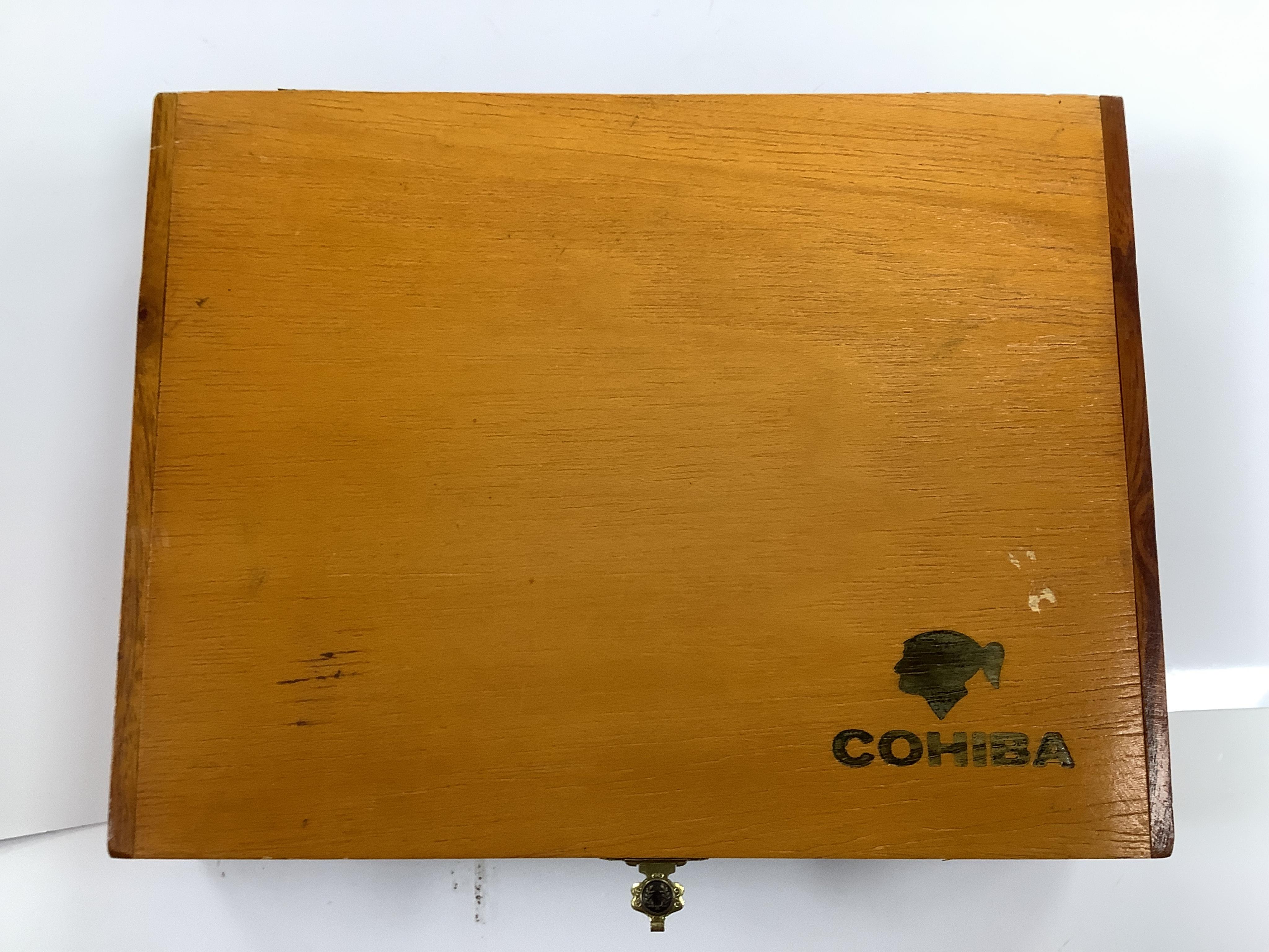 Cased cigars: Cohiba Esplendidos, twenty-one total. Condition - unknown storage